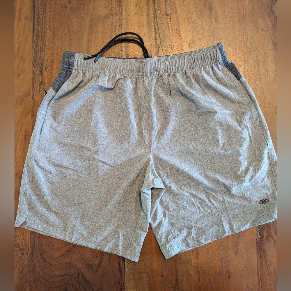 Leg3nd Shorts Heathered Gray/ Charcoal Accent Men's Sz Large